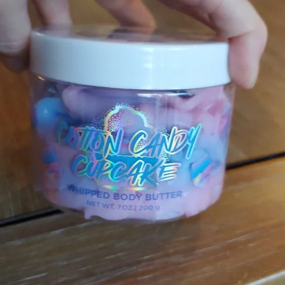Cotton Candy Cupcake Body Butter - Candy Floss & Creamy Coconut - Picture 5 of 7